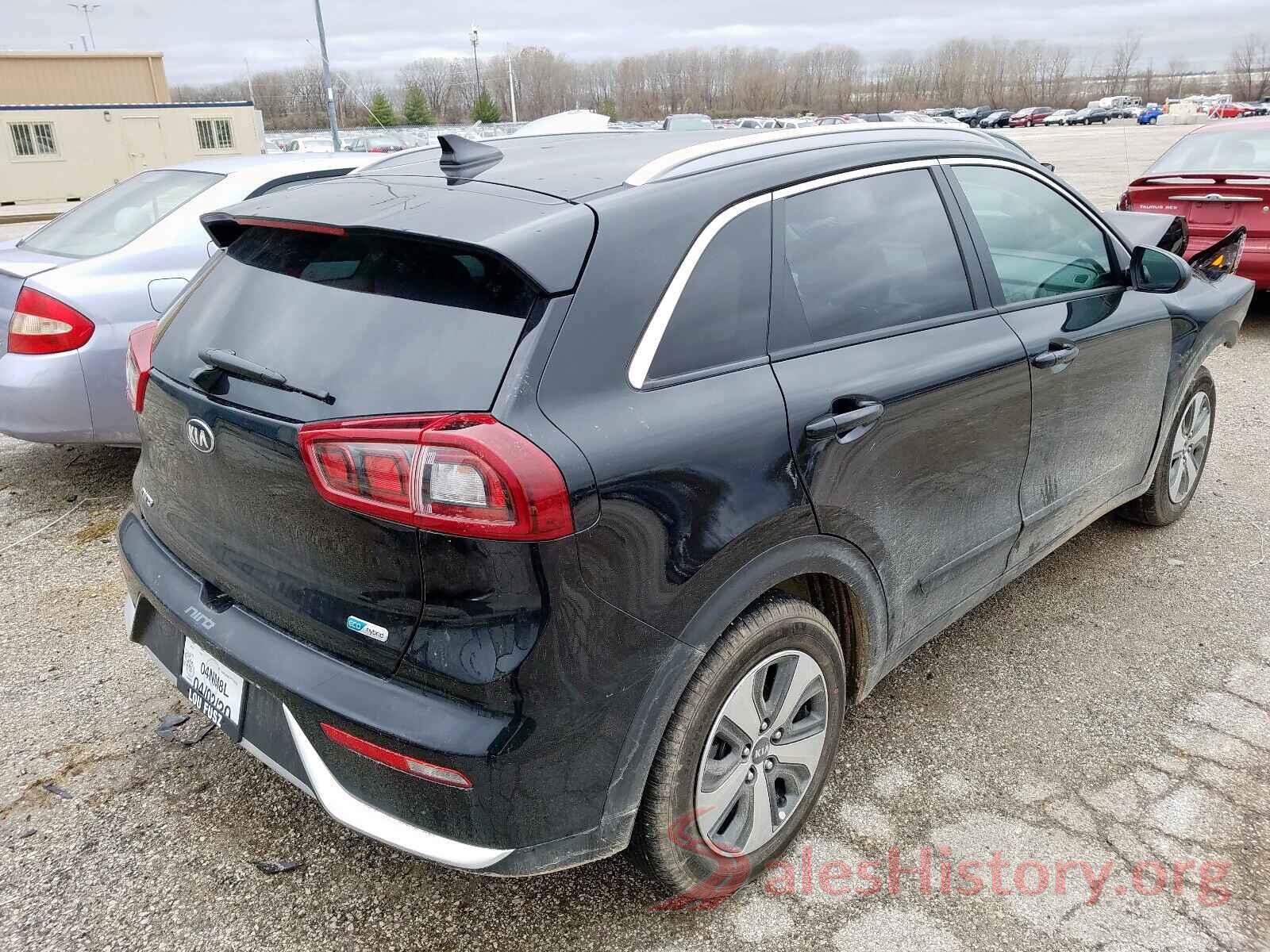 KNDCB3LC0K5339104 2019 KIA NIRO