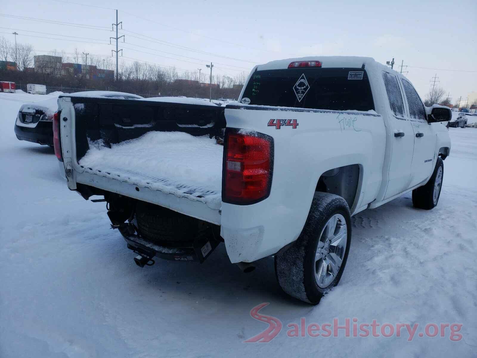 1GCVKPEH3JZ301219 2018 CHEVROLET SILVERADO