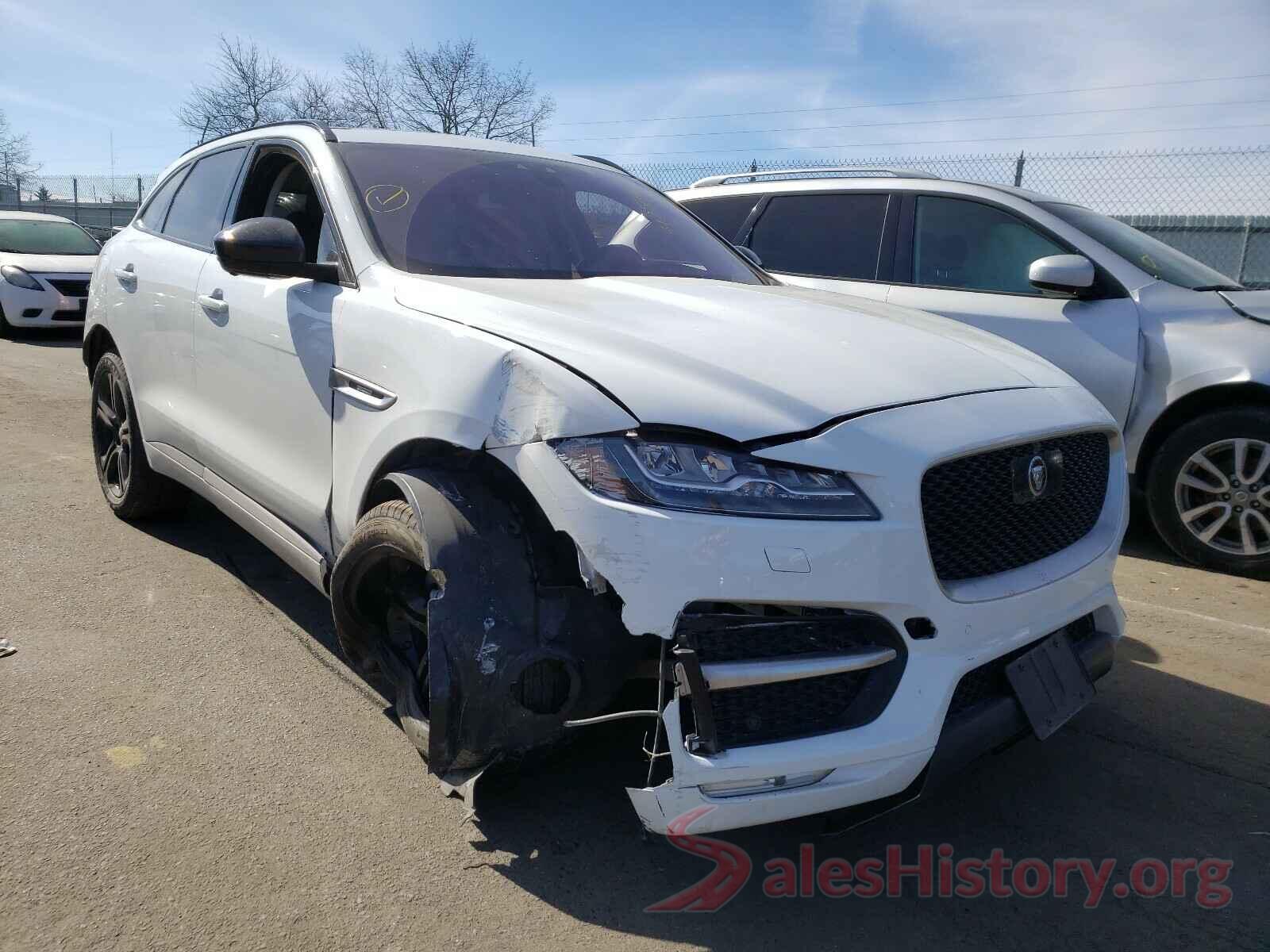 SADCL2BV0HA490720 2017 JAGUAR F-PACE