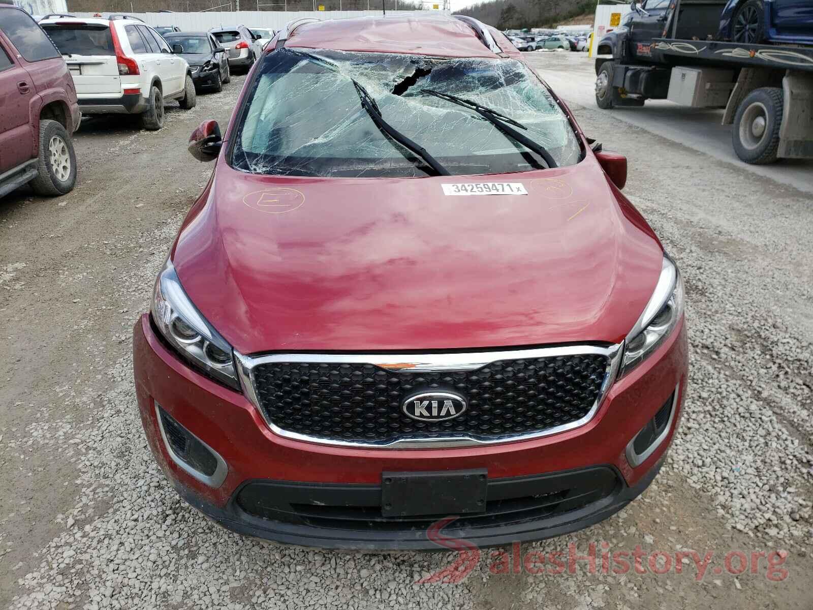 5XYPGDA52HG215980 2017 KIA SORENTO