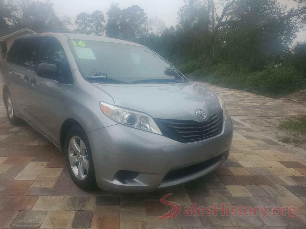 5TDZK3DCXGS722686 2016 TOYOTA SIENNA