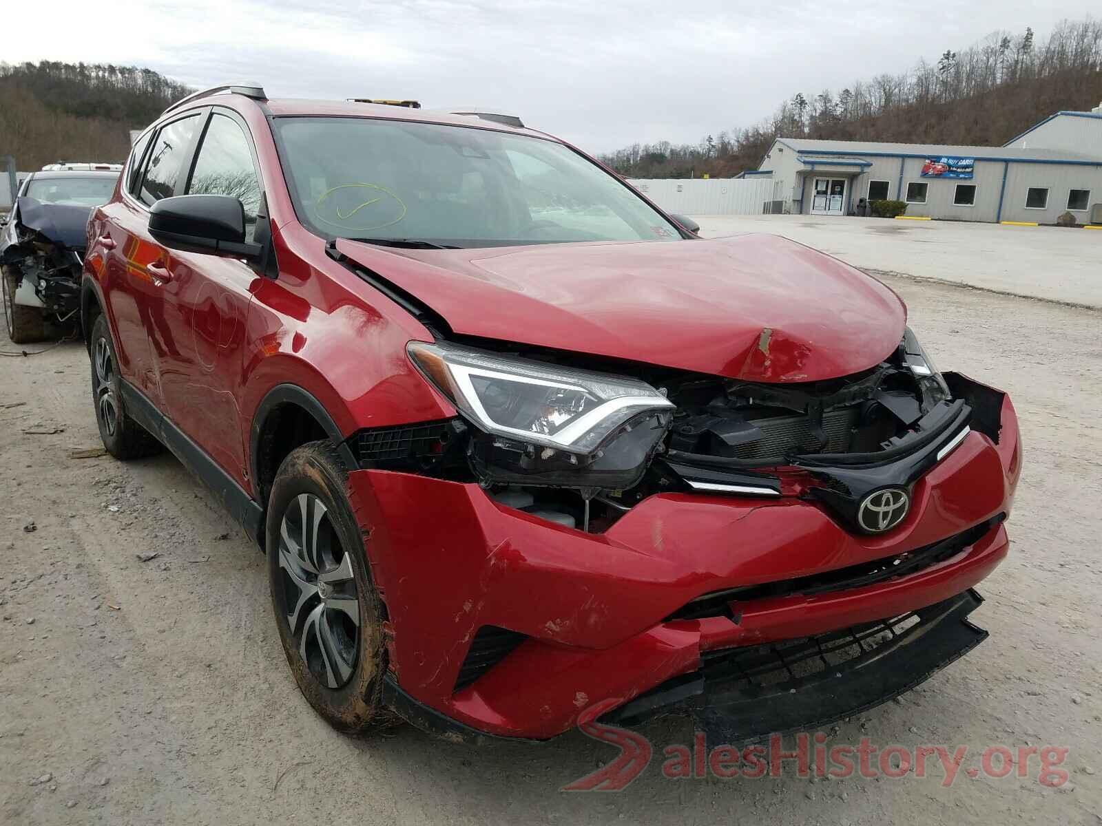 2T3BFREV8HW635703 2017 TOYOTA RAV4