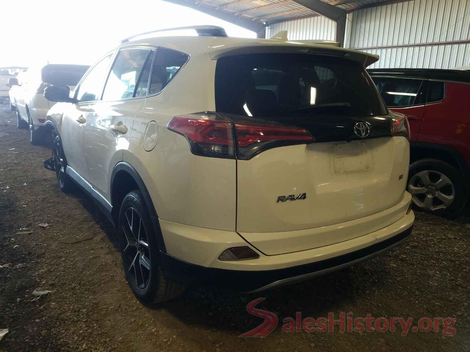 2T3NFREV1JW449519 2018 TOYOTA RAV4