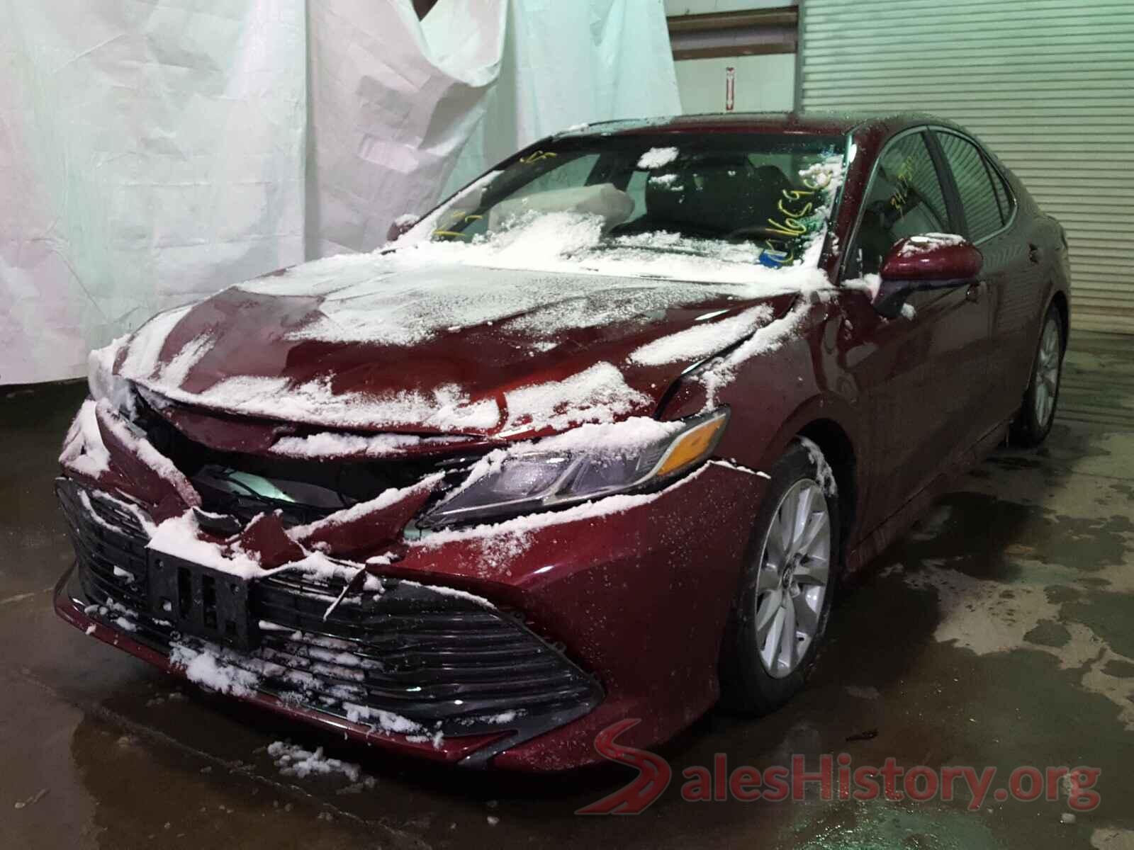 4T1B11HK8JU618951 2018 TOYOTA CAMRY