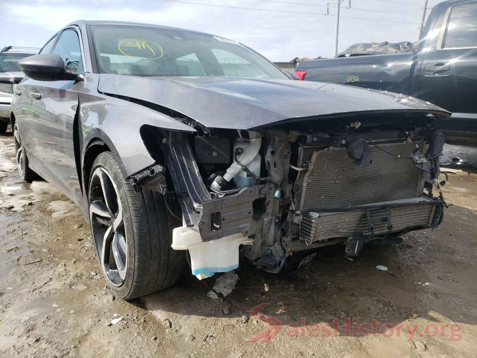 1HGCV1F38JA240724 2018 HONDA ACCORD