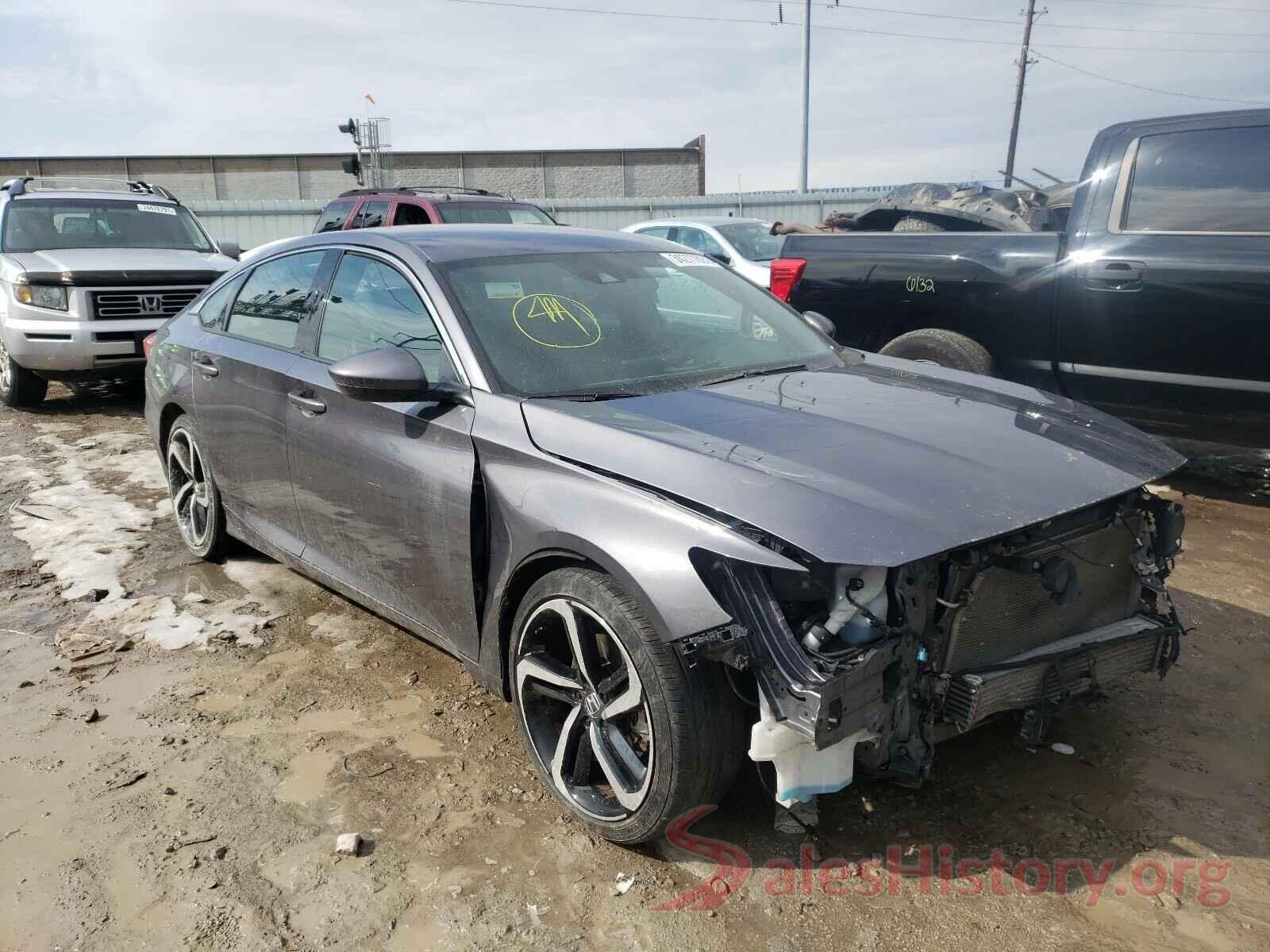 1HGCV1F38JA240724 2018 HONDA ACCORD