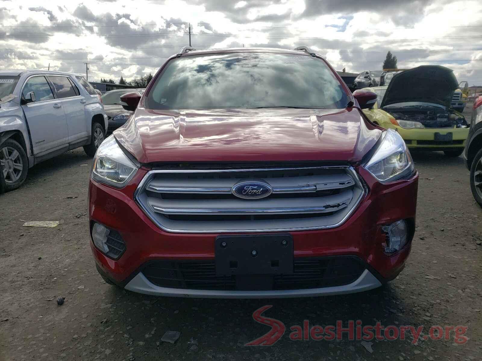 1FMCU9J90KUC05375 2019 FORD ESCAPE