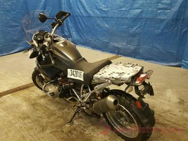 WB104600XAZX50412 2010 BMW MOTORCYCLE