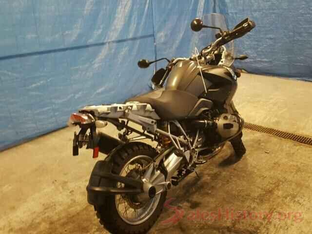 WB104600XAZX50412 2010 BMW MOTORCYCLE