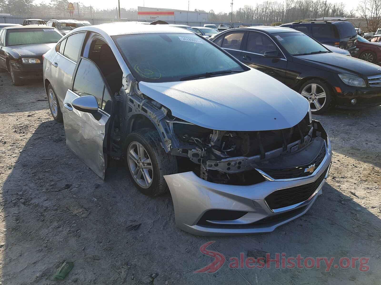 1G1BE5SM4J7111207 2018 CHEVROLET CRUZE