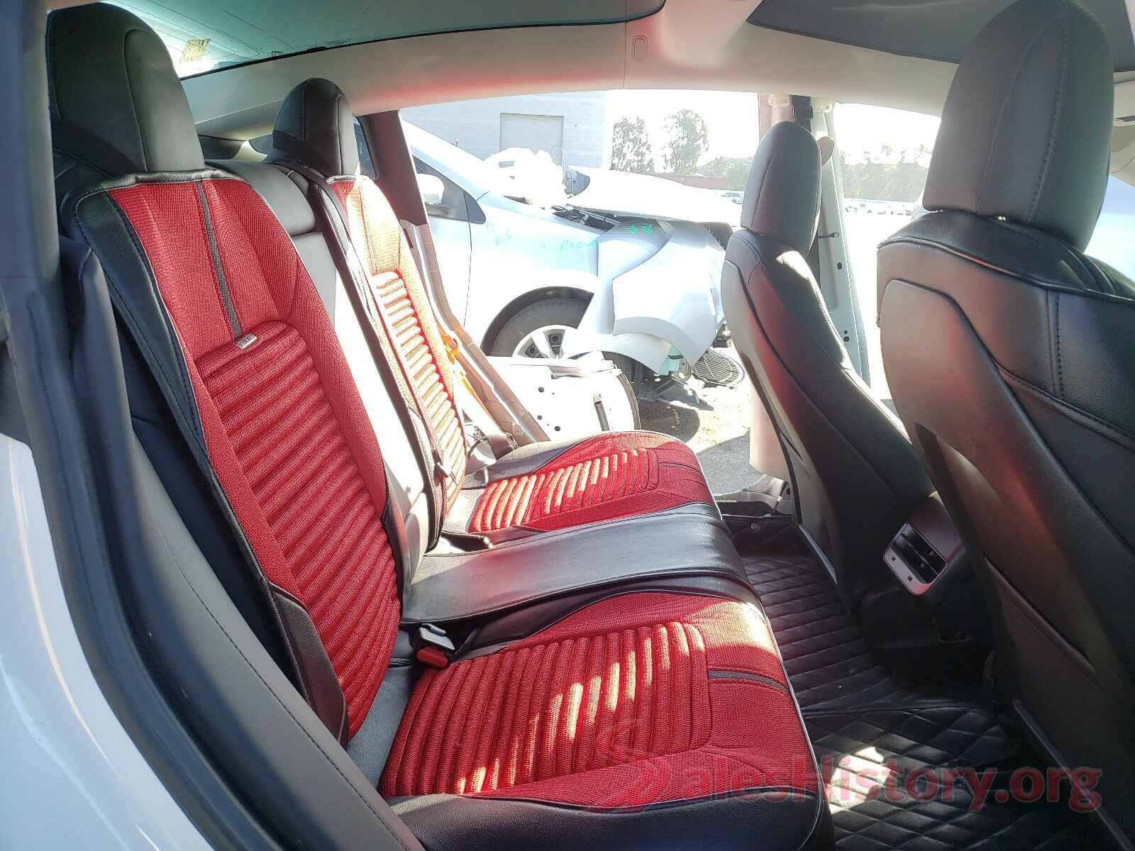 5YJ3E1EB2JF111635 2018 TESLA MODEL 3