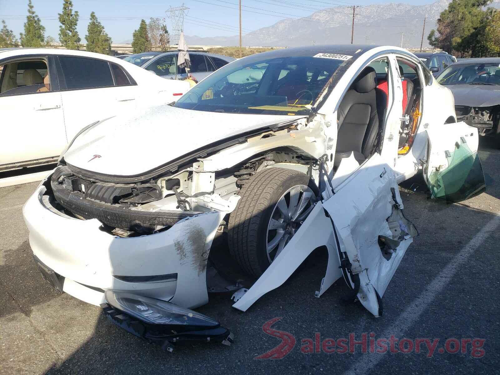 5YJ3E1EB2JF111635 2018 TESLA MODEL 3