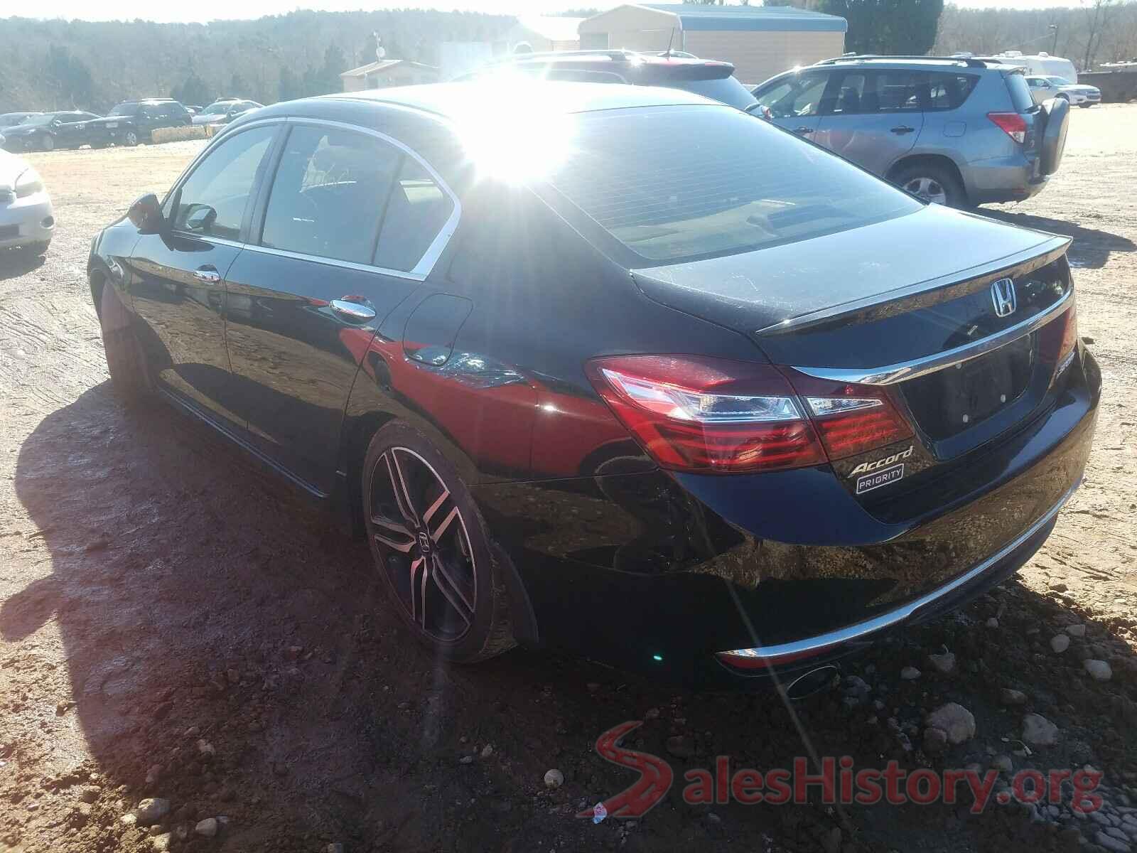 1HGCR2F52HA082760 2017 HONDA ACCORD