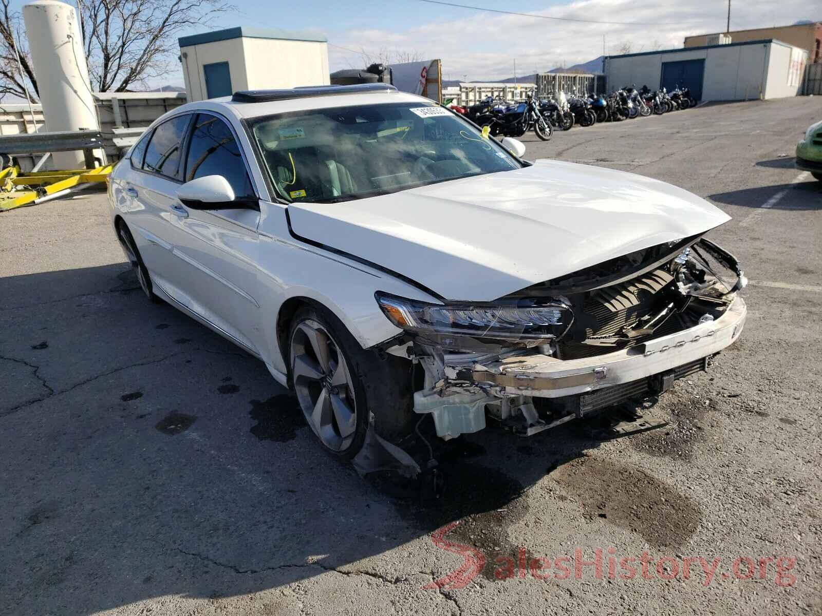 1HGCV2F95JA004039 2018 HONDA ACCORD