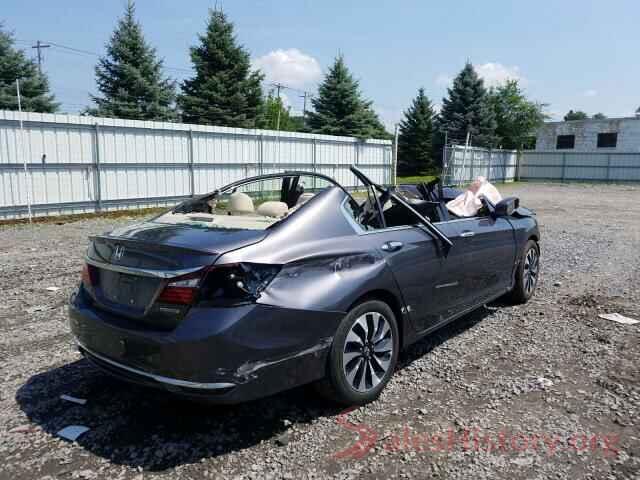 JHMCR6F38HC002529 2017 HONDA ACCORD