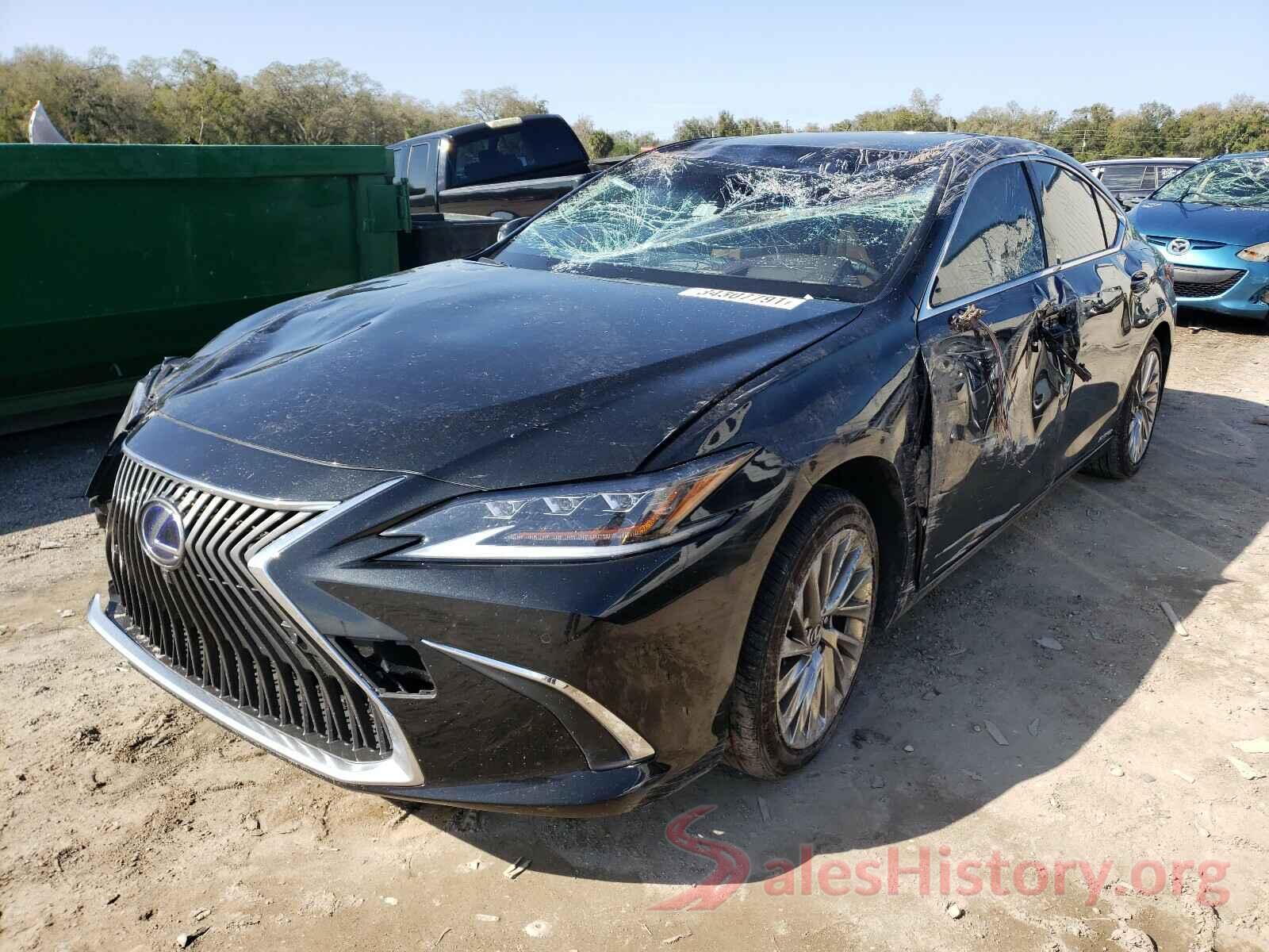 JTHB21B12K2039256 2019 LEXUS ES300