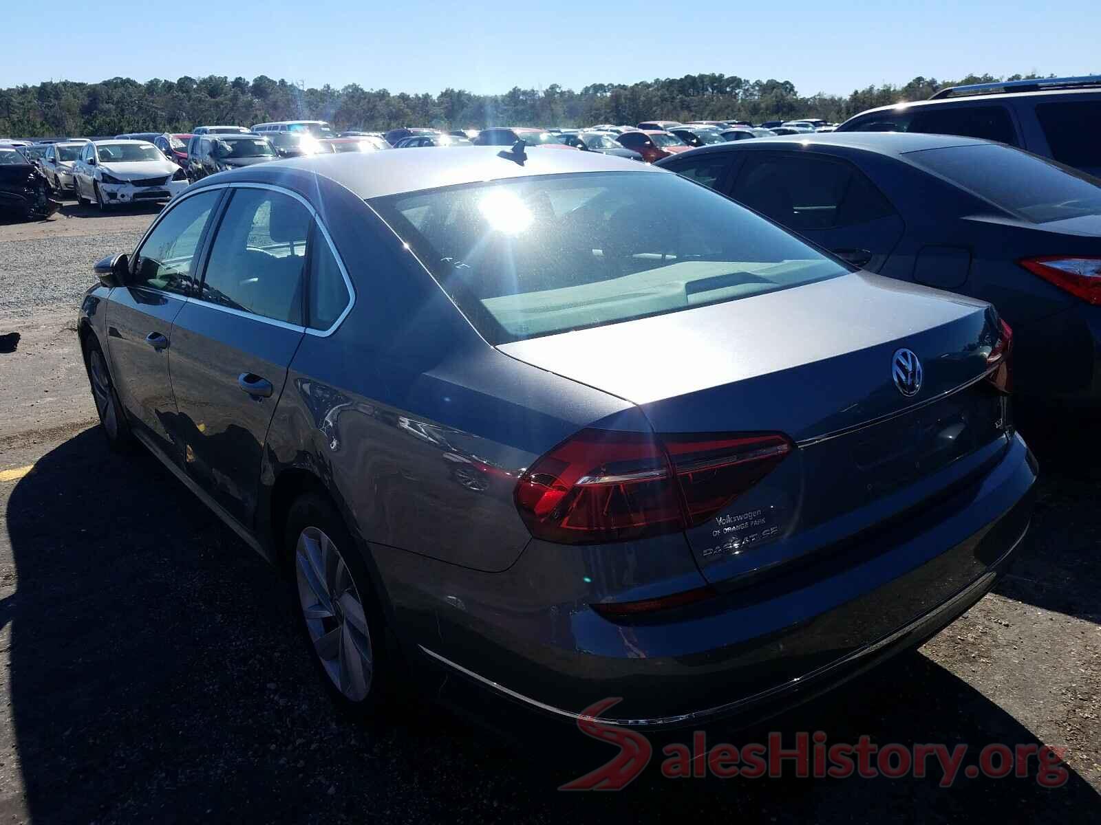 1VWBA7A37JC041942 2018 VOLKSWAGEN PASSAT