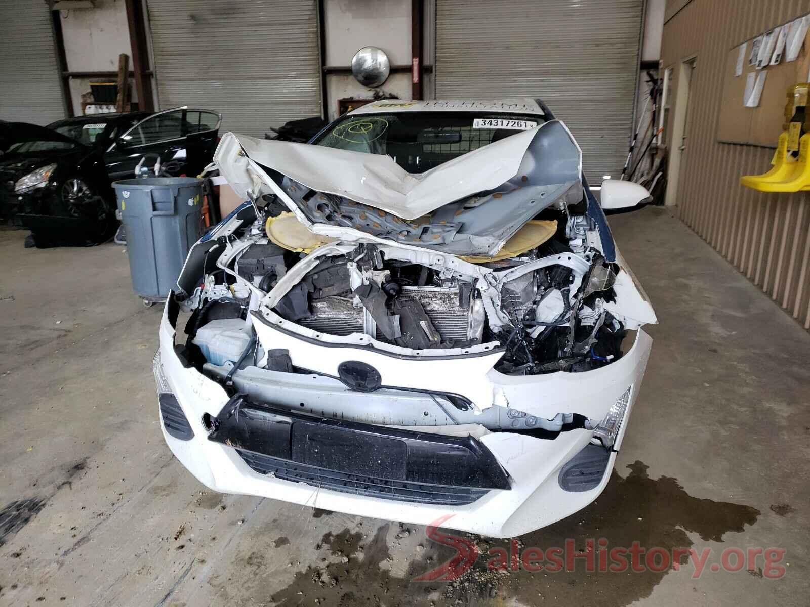 JTDKDTB33G1120465 2016 TOYOTA PRIUS