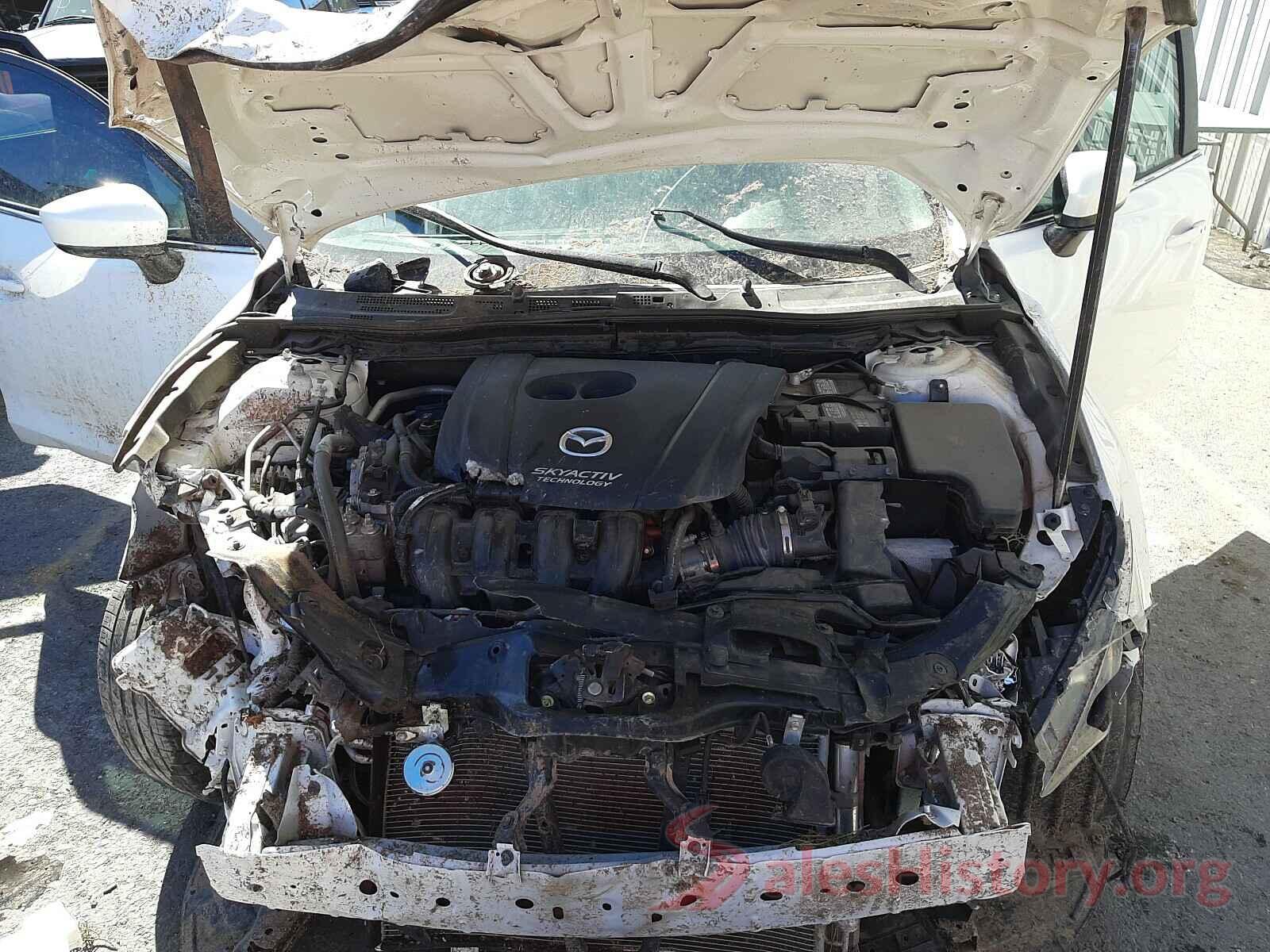 3MZBN1V30JM246304 2018 MAZDA 3