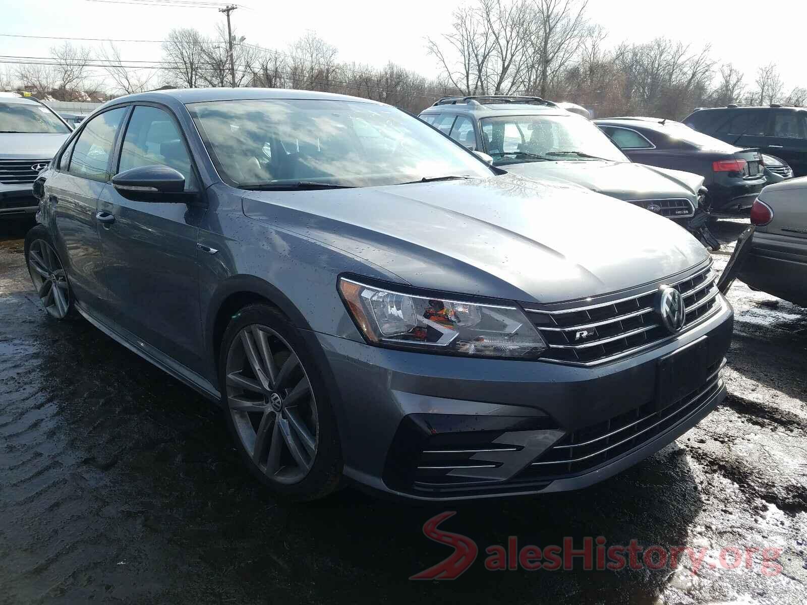 1VWAA7A33JC022459 2018 VOLKSWAGEN PASSAT