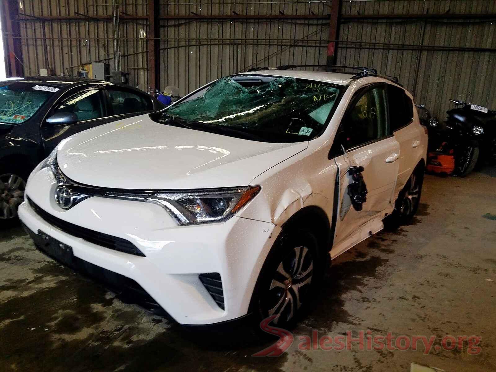 JTMBFREV3GJ094444 2016 TOYOTA RAV4