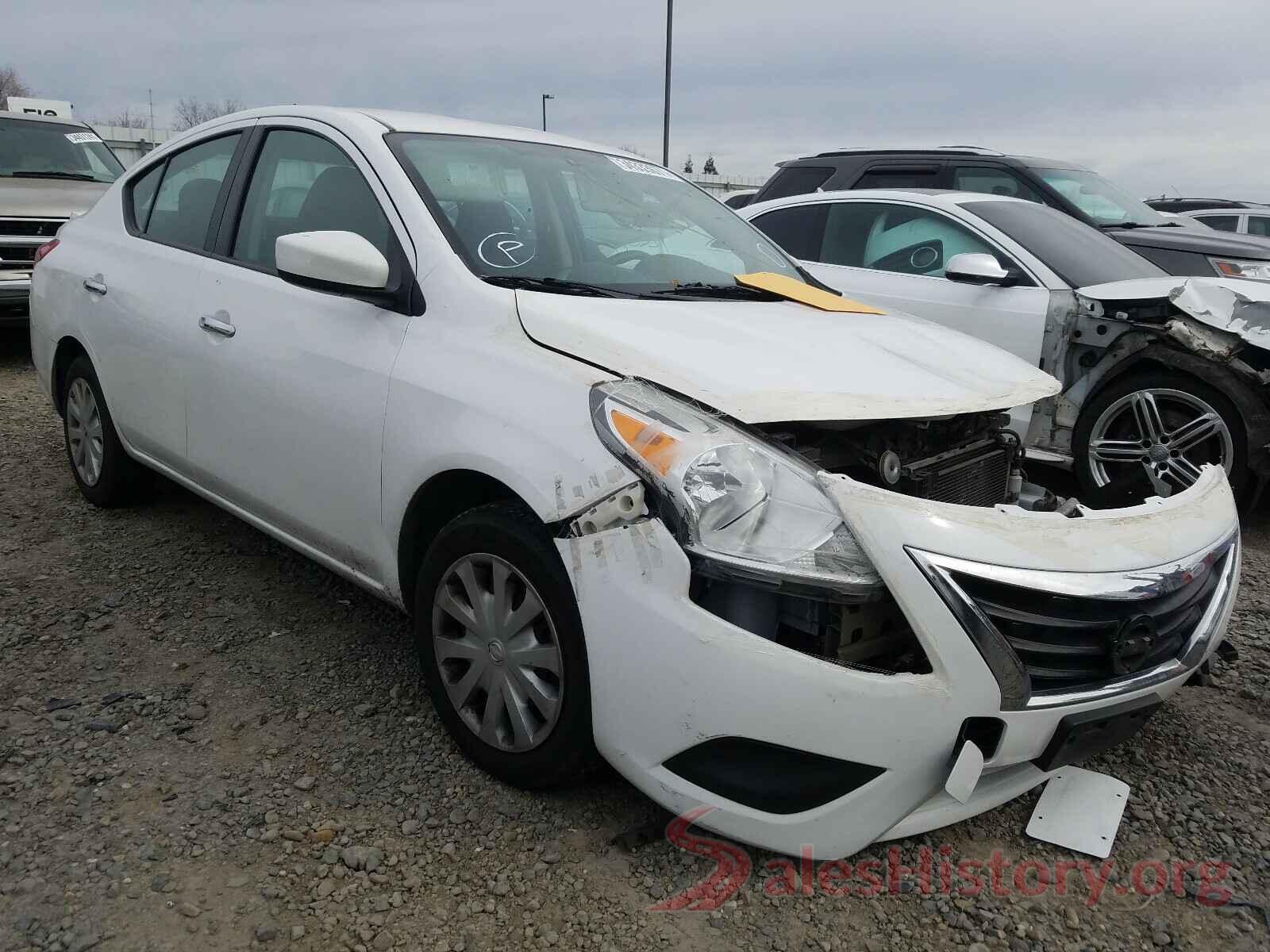 3N1CN7AP5JL804384 2018 NISSAN VERSA