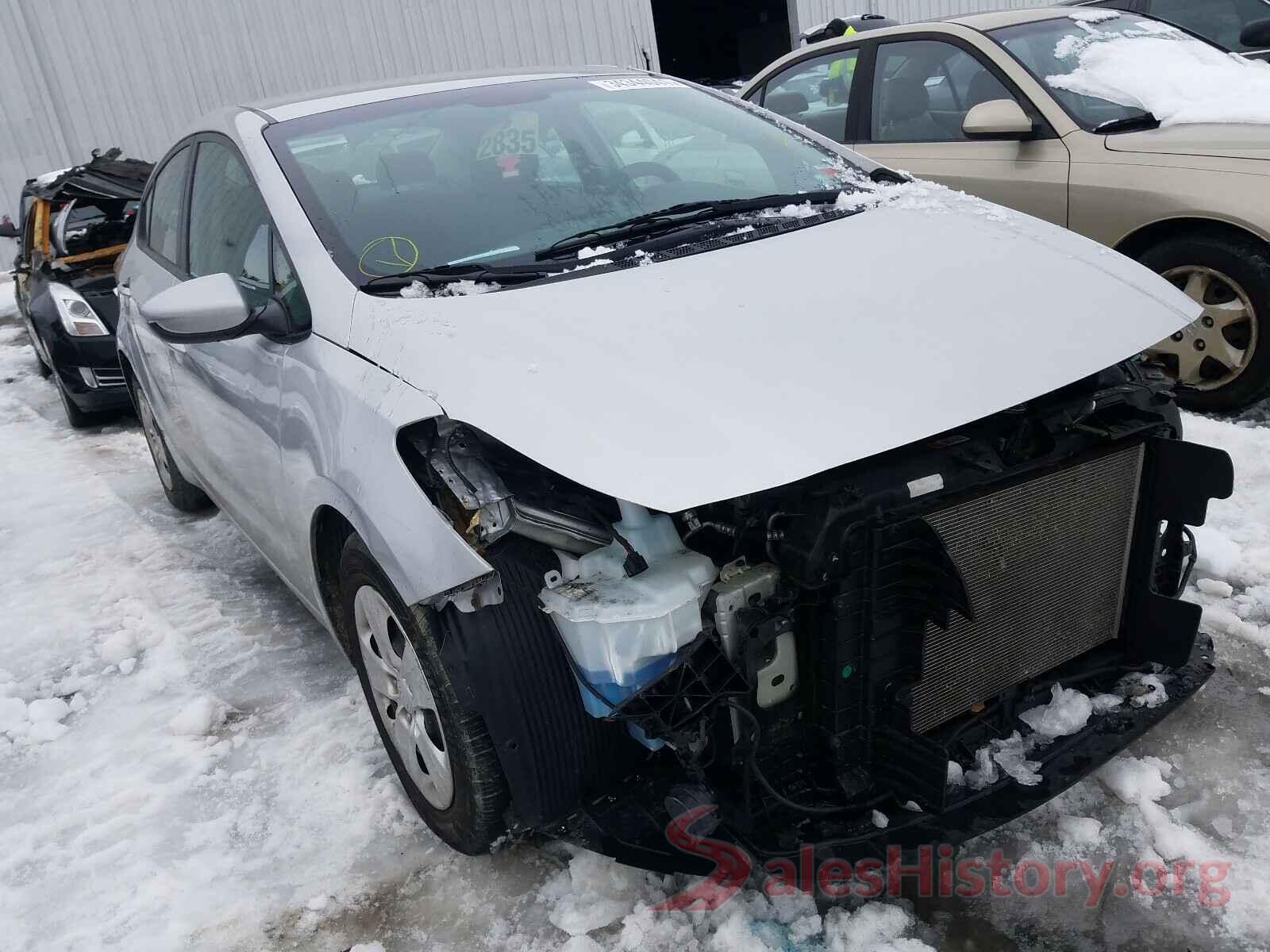 3KPFK4A7XHE013624 2017 KIA FORTE