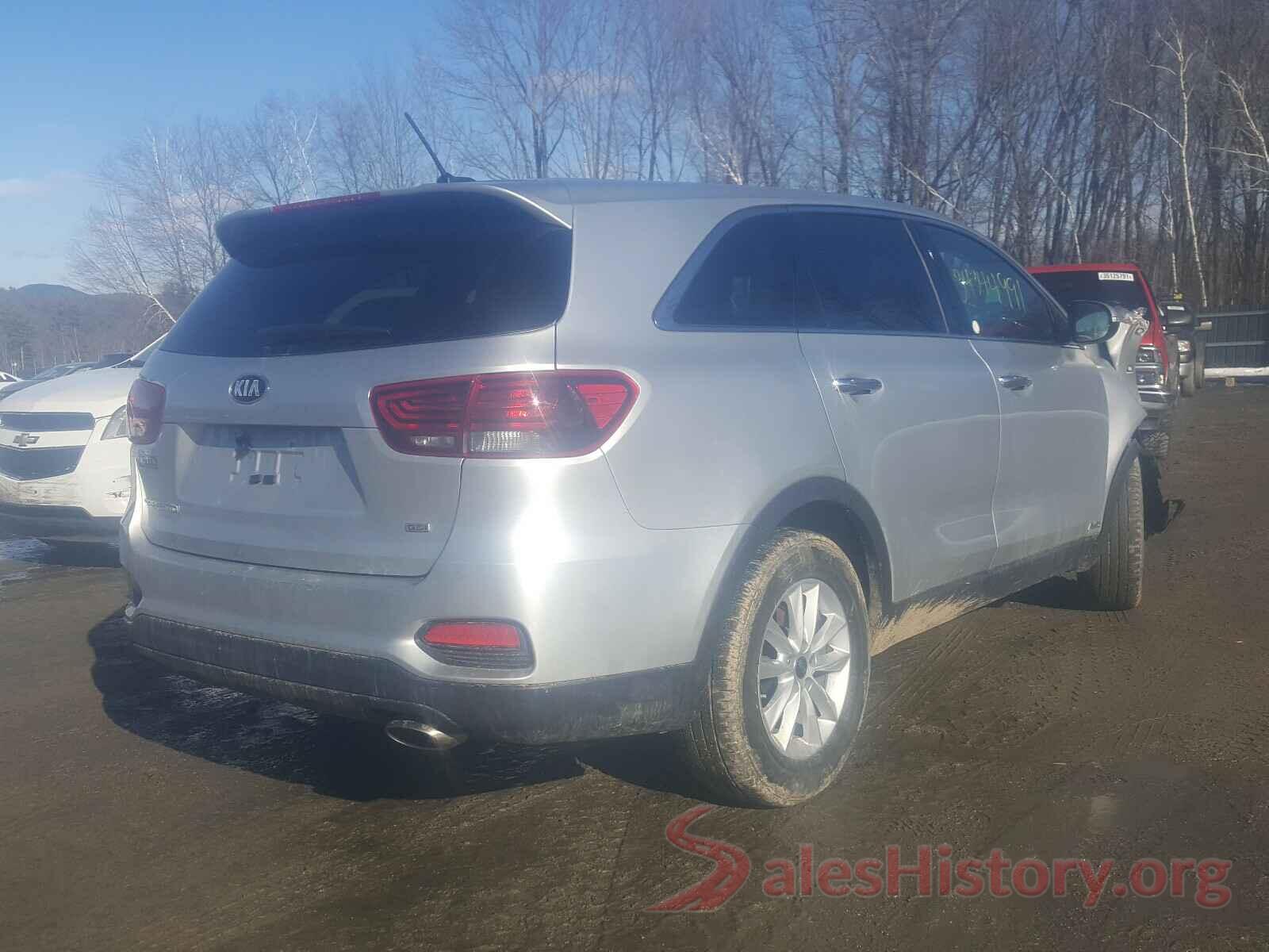 5XYPGDA32KG568760 2019 KIA SORENTO