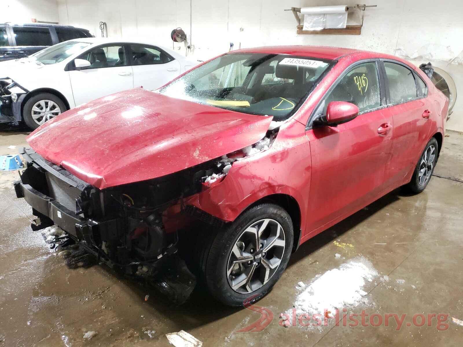 3KPF24AD8ME289168 2021 KIA FORTE