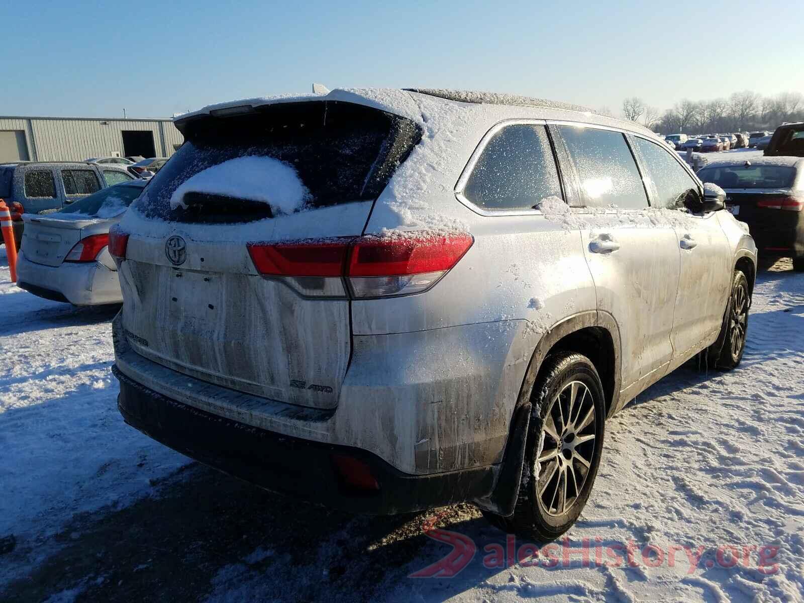 5TDJZRFH8HS361061 2017 TOYOTA HIGHLANDER