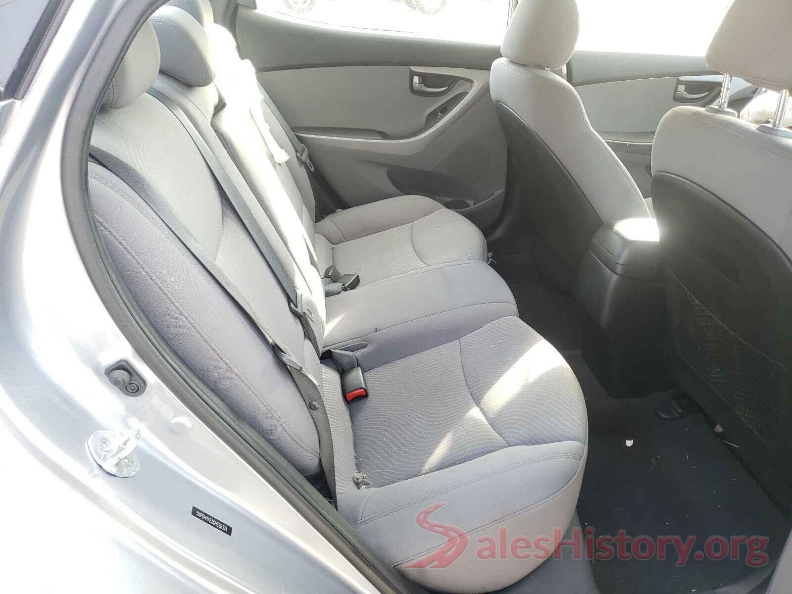 5NPDH4AE3GH688374 2016 HYUNDAI ELANTRA