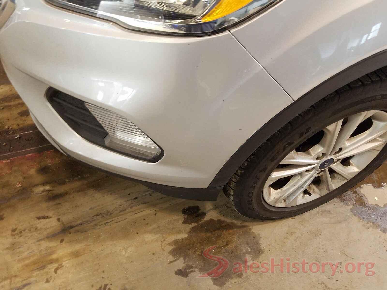 1FMCU9GD9JUA25550 2018 FORD ESCAPE