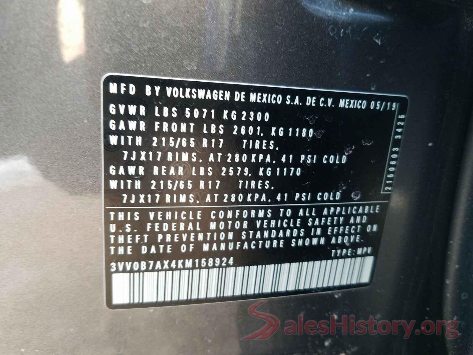 3VV0B7AX4KM158924 2019 VOLKSWAGEN TIGUAN