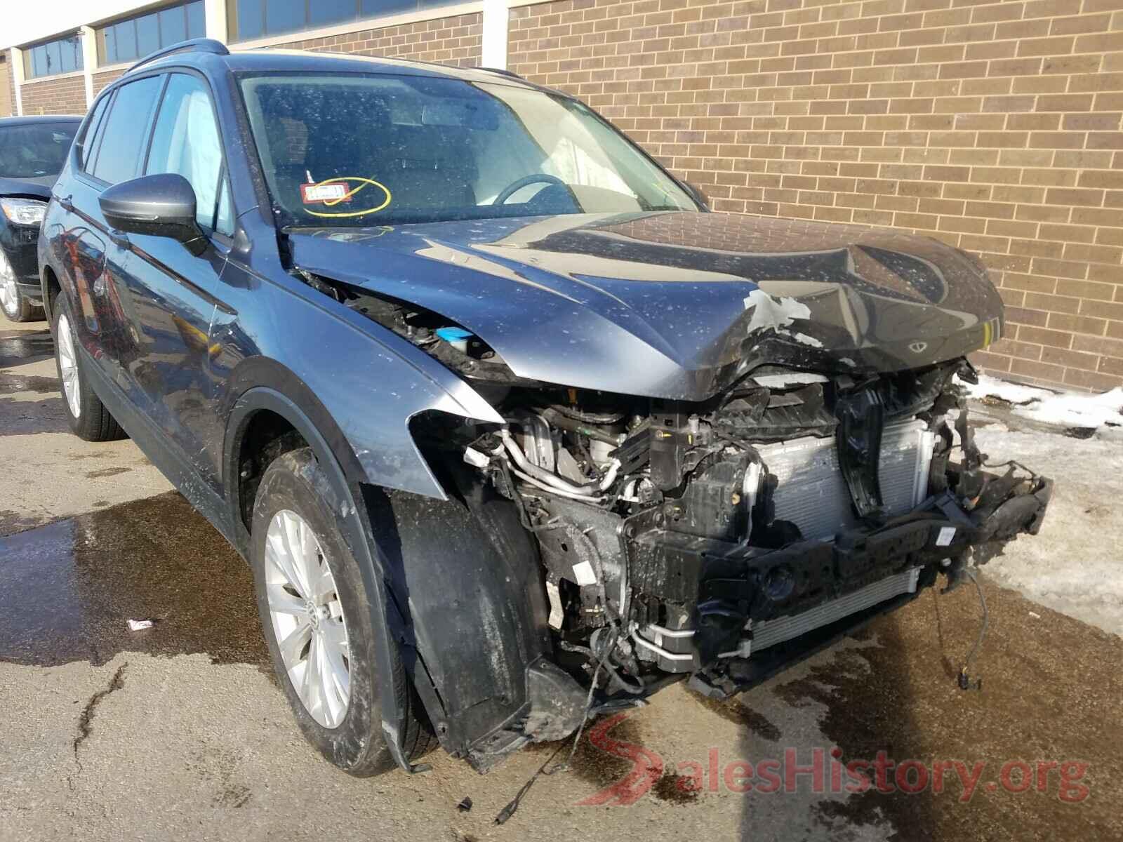 3VV0B7AX4KM158924 2019 VOLKSWAGEN TIGUAN