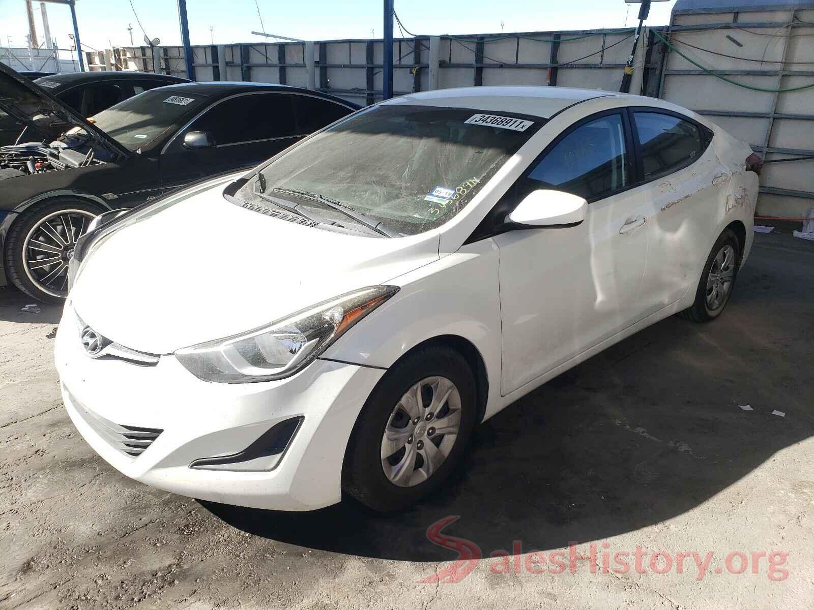 5NPDH4AE8GH699872 2016 HYUNDAI ELANTRA