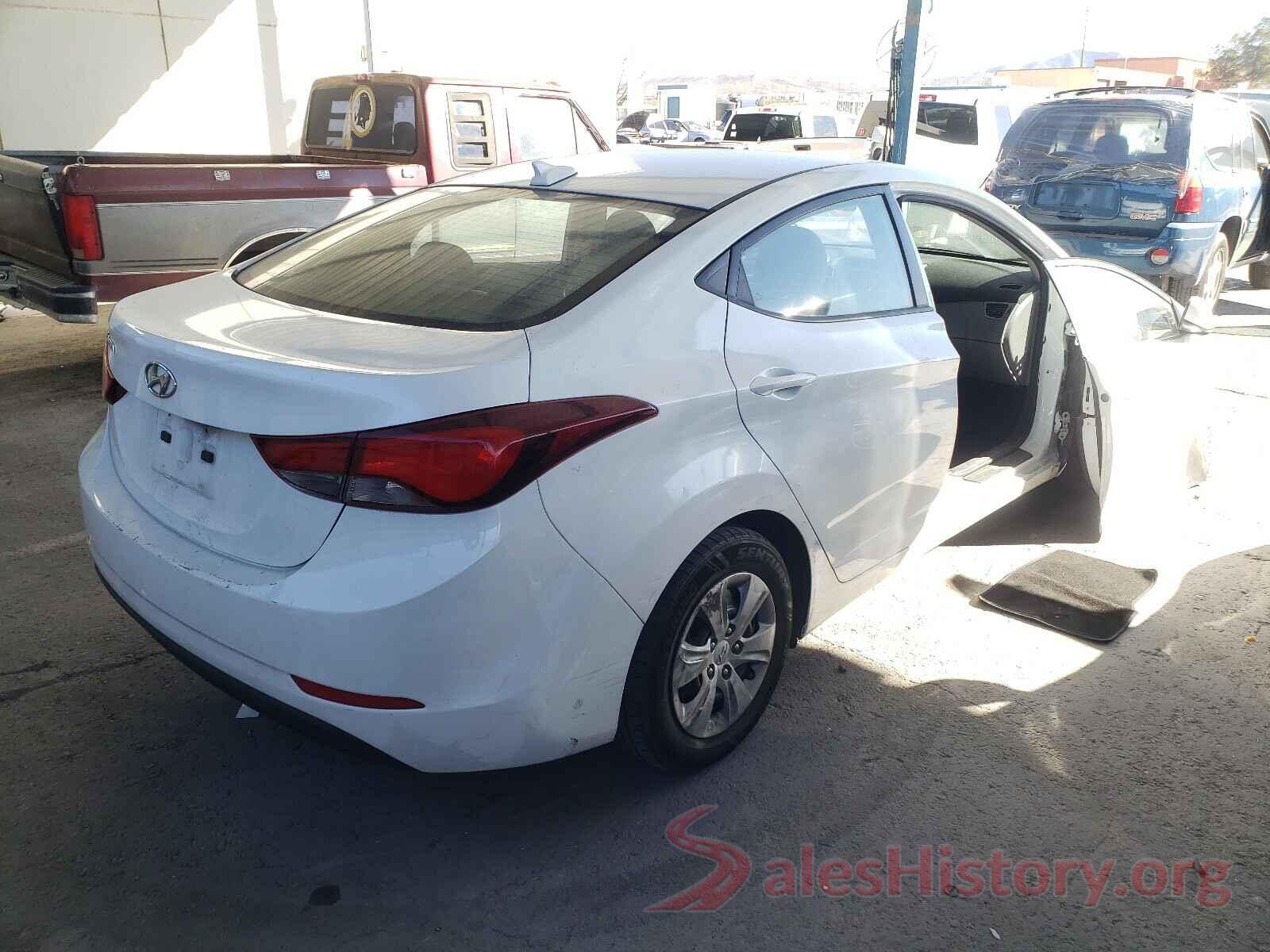 5NPDH4AE8GH699872 2016 HYUNDAI ELANTRA