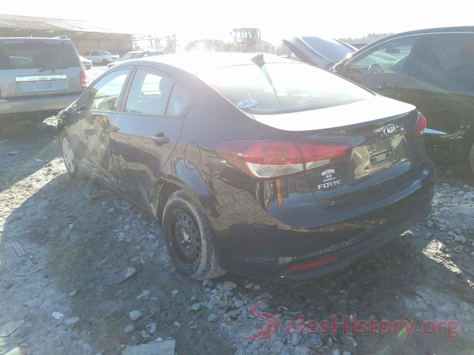 3KPFK4A71JE170464 2018 KIA FORTE