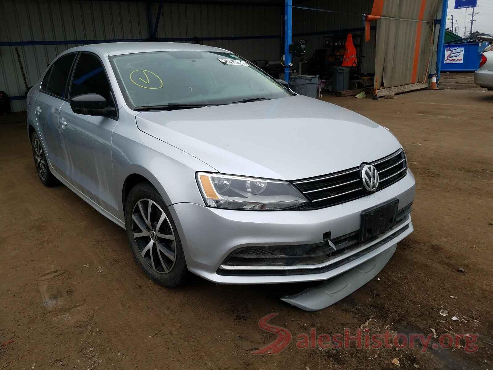 3VWD67AJ7GM268256 2016 VOLKSWAGEN JETTA