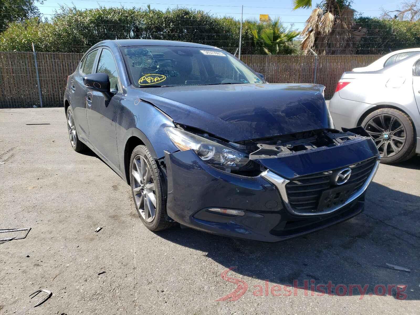 3MZBN1L31JM259971 2018 MAZDA 3