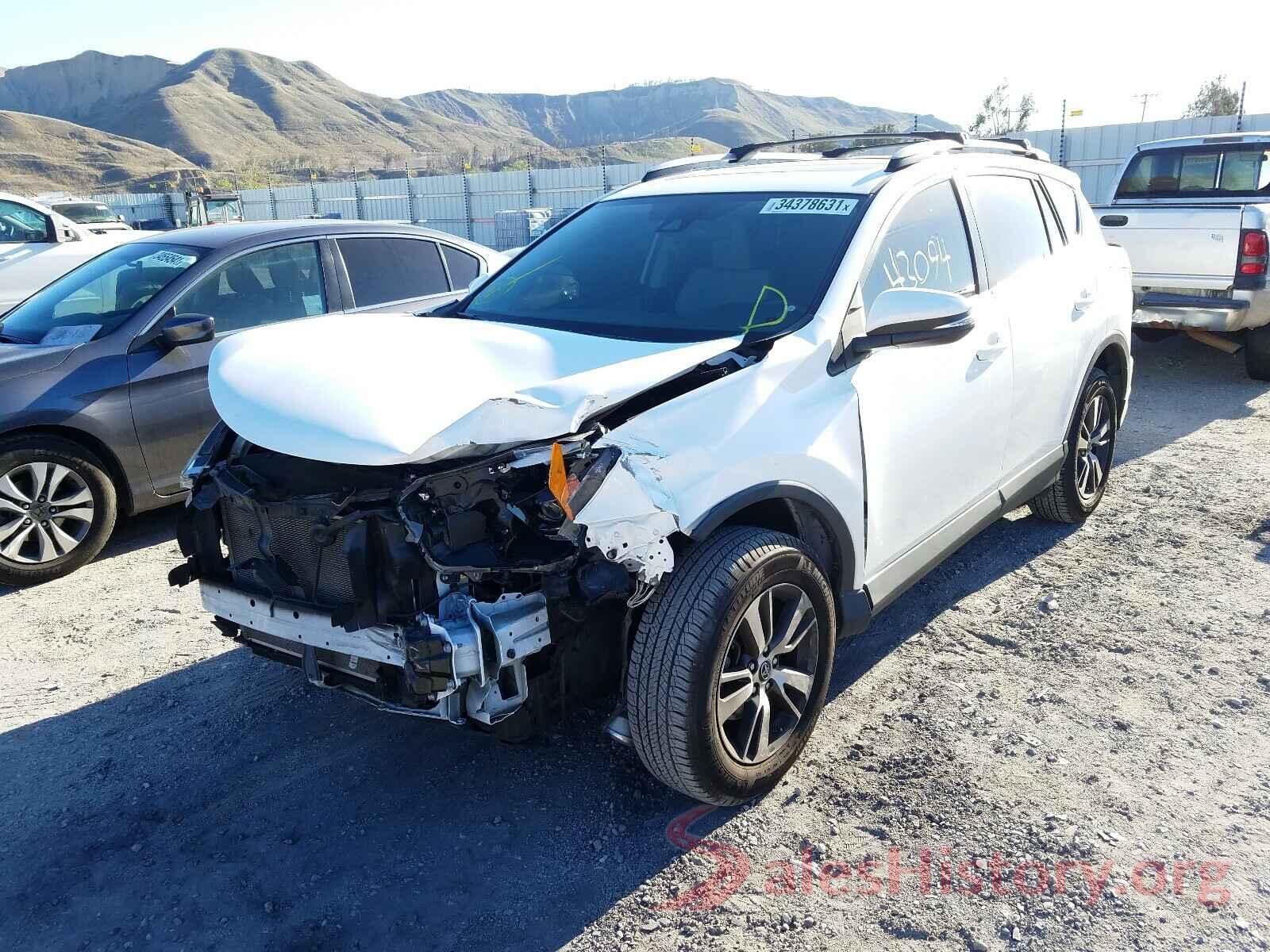 JTMWFREV9HJ102744 2017 TOYOTA RAV4