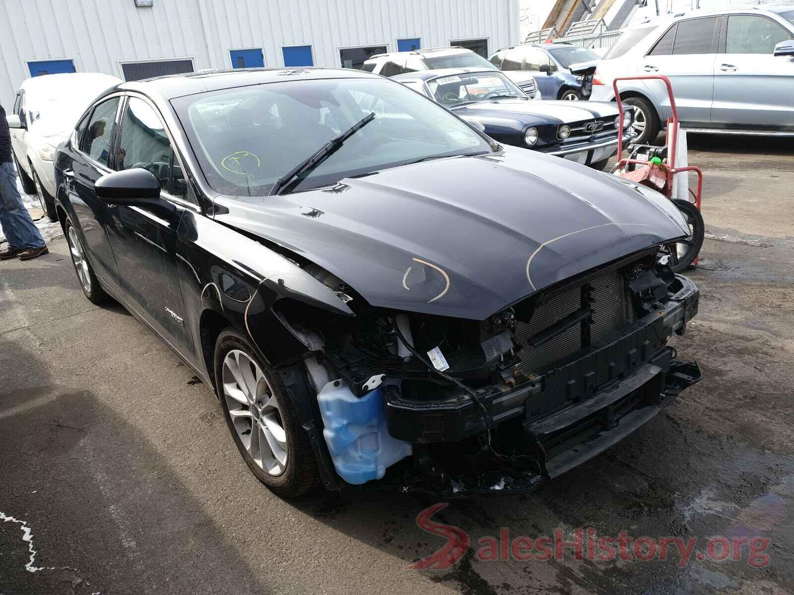 3FA6P0LU0KR279592 2019 FORD FUSION