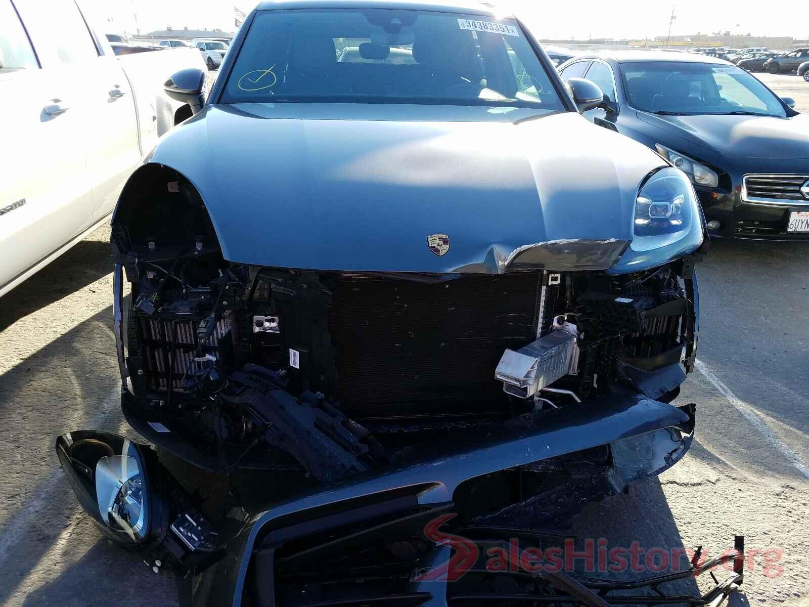 WP1AA2AY7KDA18832 2019 PORSCHE CAYENNE