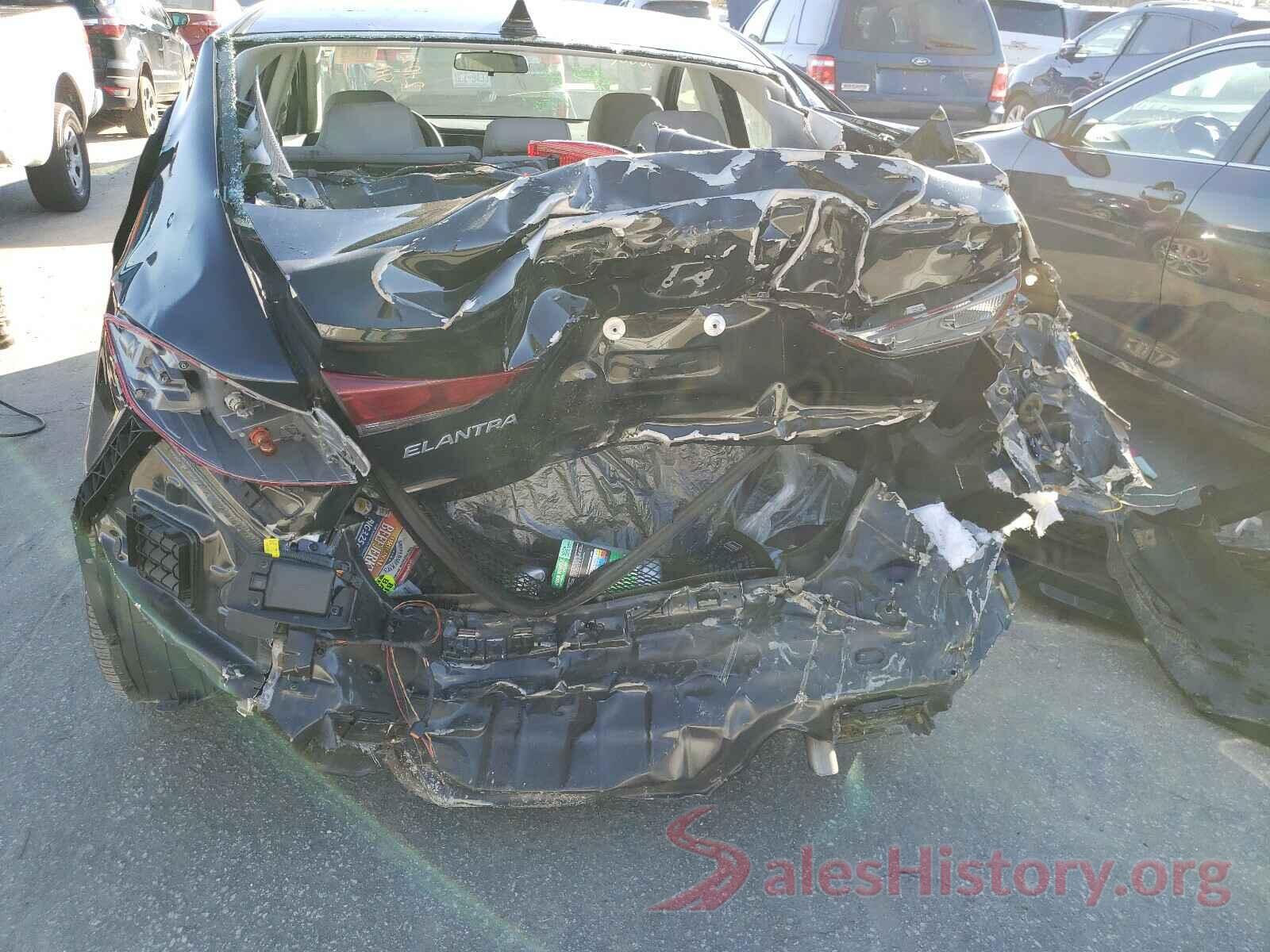 5NPD84LF7JH382338 2018 HYUNDAI ELANTRA