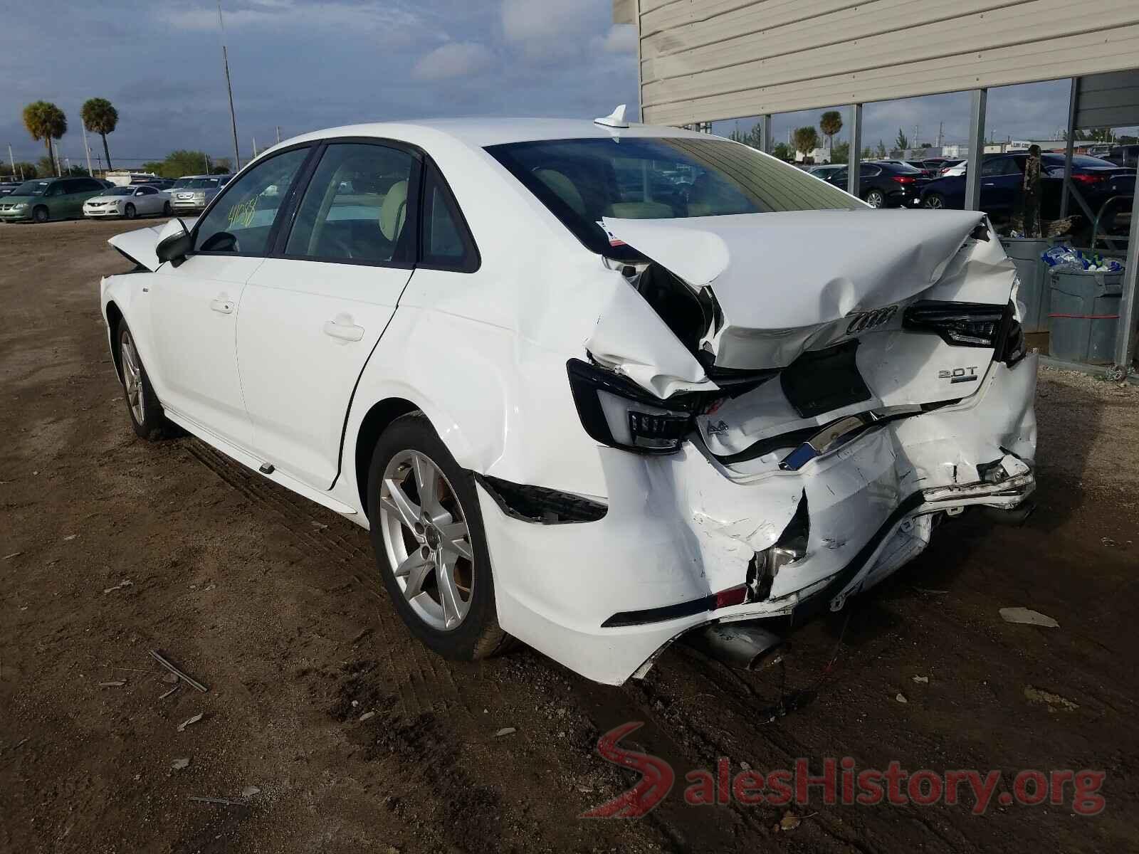 WAUKMAF42JA066216 2018 AUDI A4