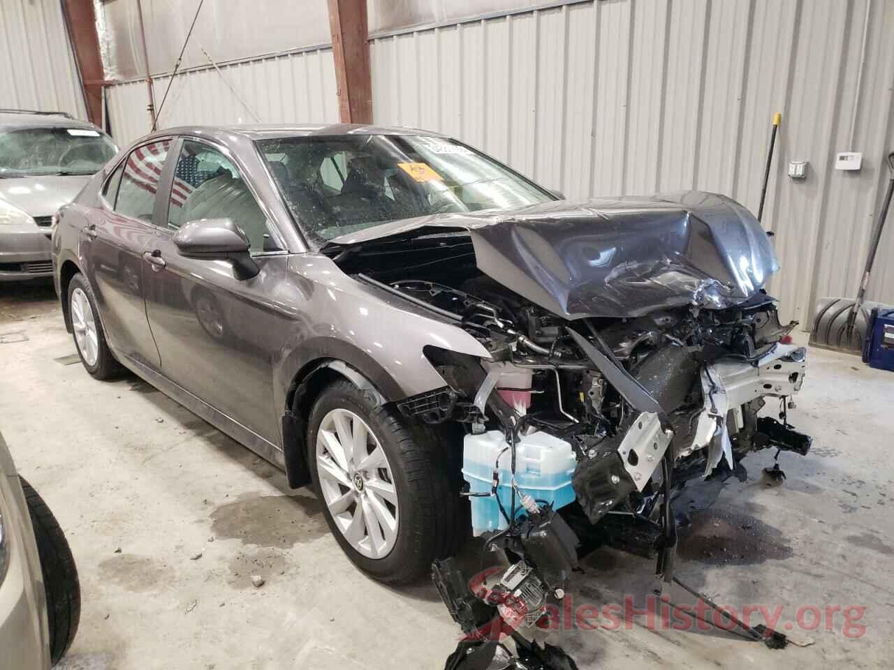 4T1C11BK8NU051241 2022 TOYOTA CAMRY