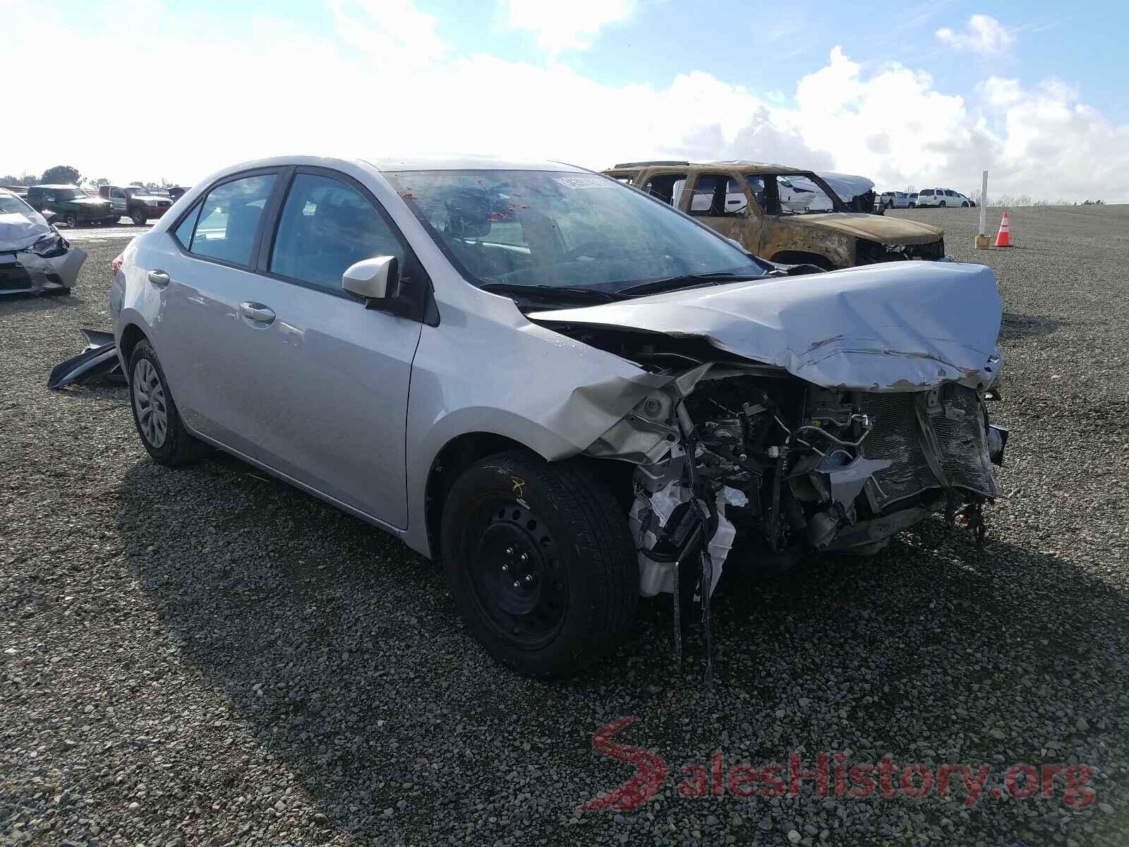 2T1BURHE7JC067882 2018 TOYOTA COROLLA