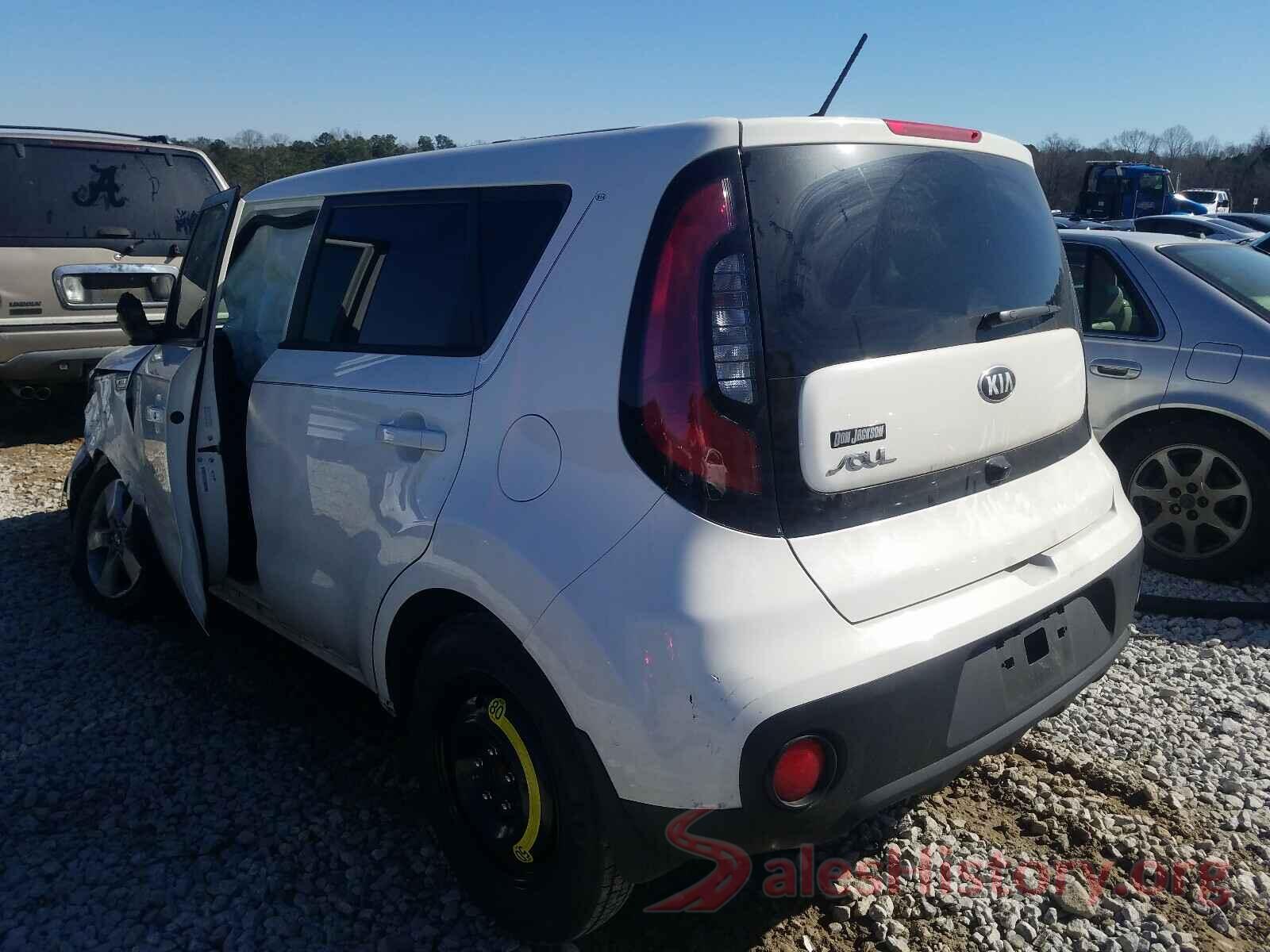 KNDJN2A29K7635875 2019 KIA SOUL