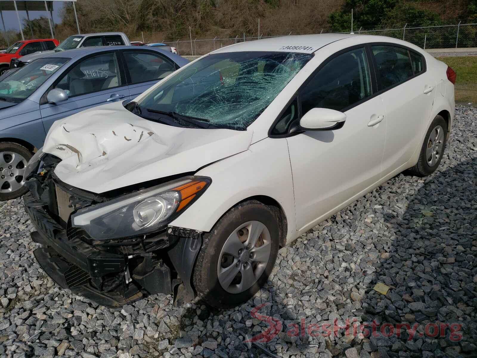 KNAFK4A66G5587586 2016 KIA FORTE