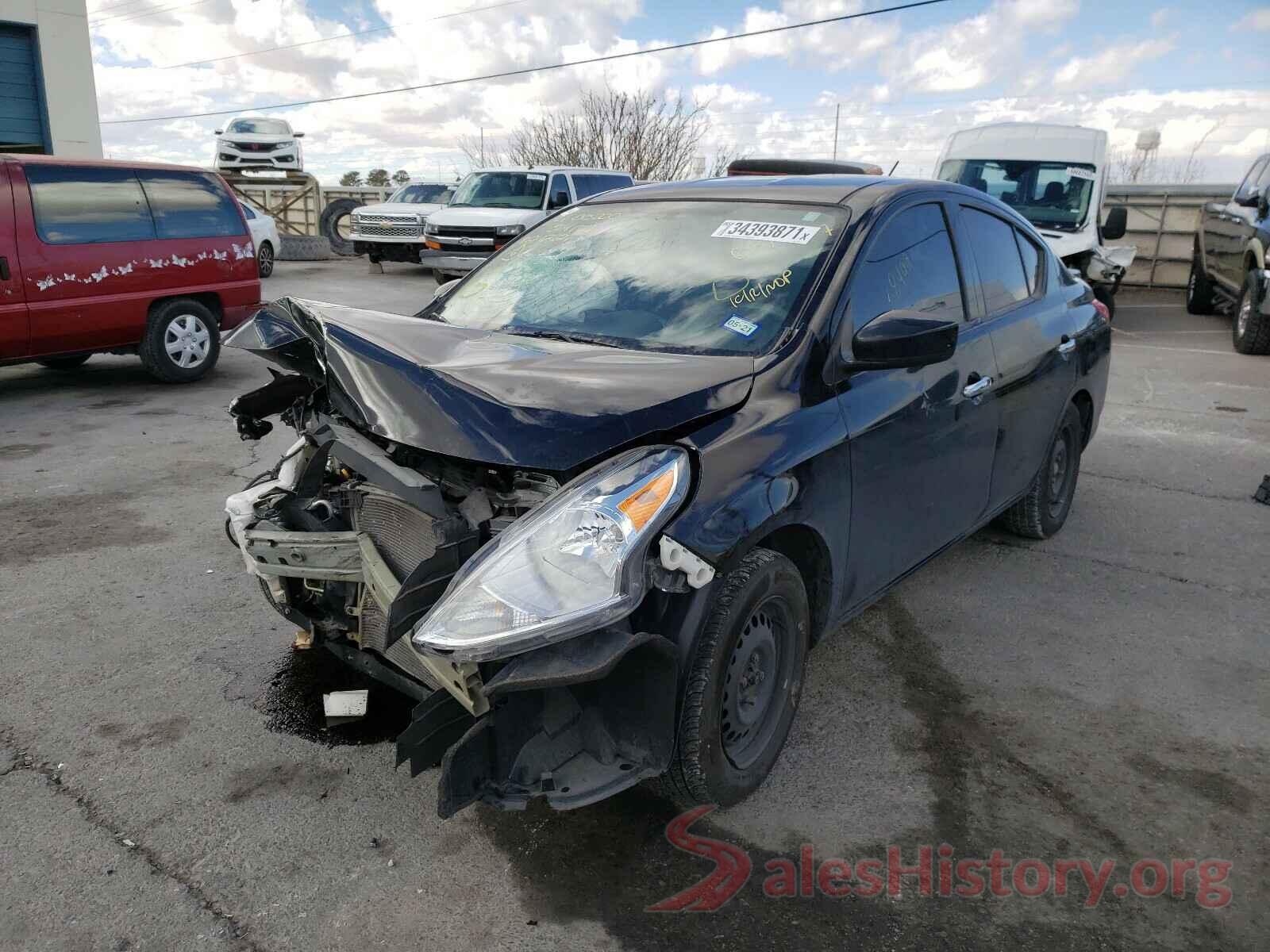 3N1CN7AP2JL818016 2018 NISSAN VERSA