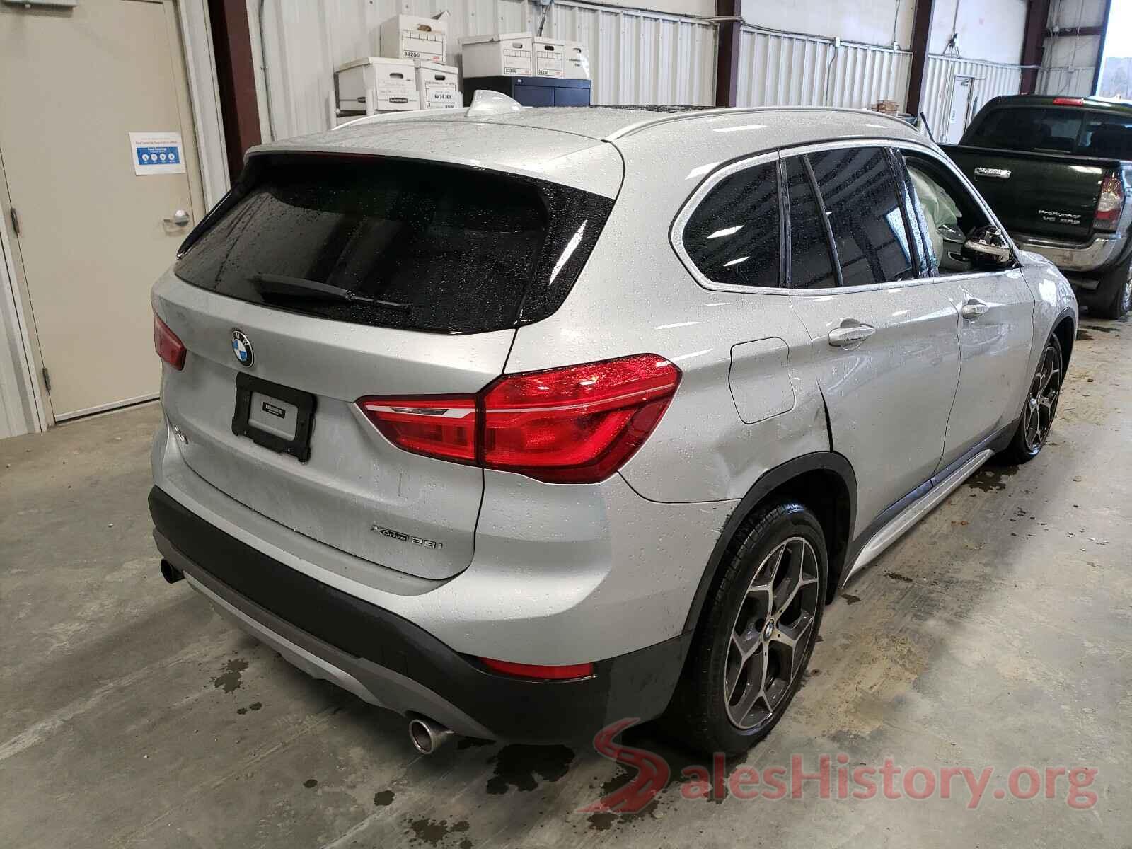 WBXHT3C59K5L37195 2019 BMW X1